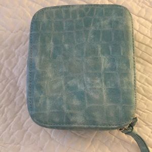 Trish McEvoy Mini Planner with zipper pouch